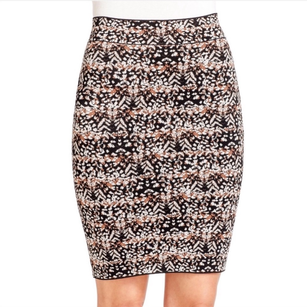 BCBG Alexa Bandage Skirt Sz XS